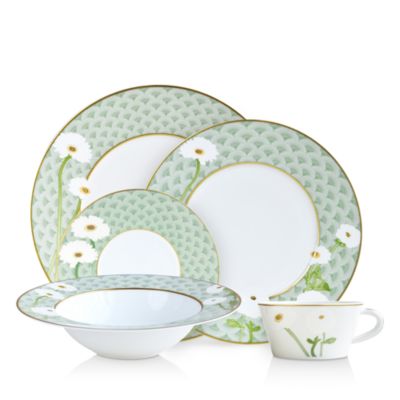 Praiana Dinnerware Collection