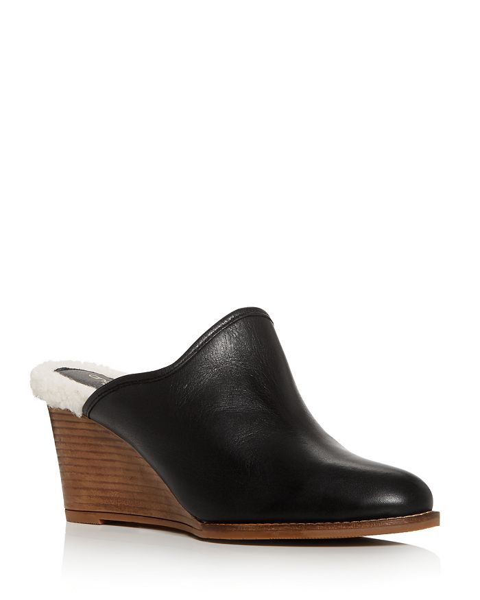 Andre Assous Women's Sage Wedge Mules In Black