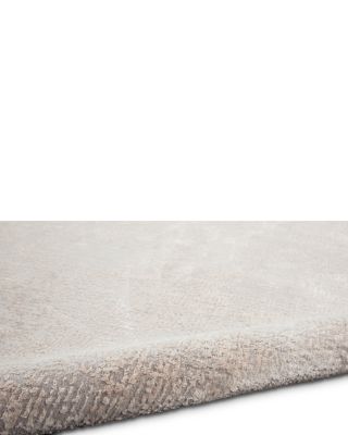 Silky Textures SLY01 Area Rug, 3'11" x 5'11"