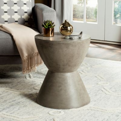 Athena Indoor/Outdoor Modern Concrete Round Accent Table