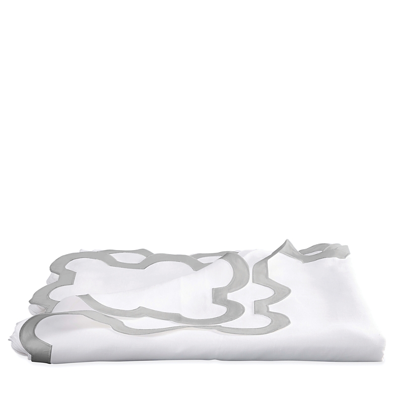 Matouk Mirasol Tablecloth, 70 X 162 Oblong In Gray