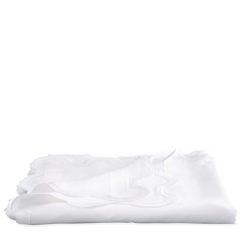 Matouk Mirasol Tablecloth, 70 X 162 Oblong In White