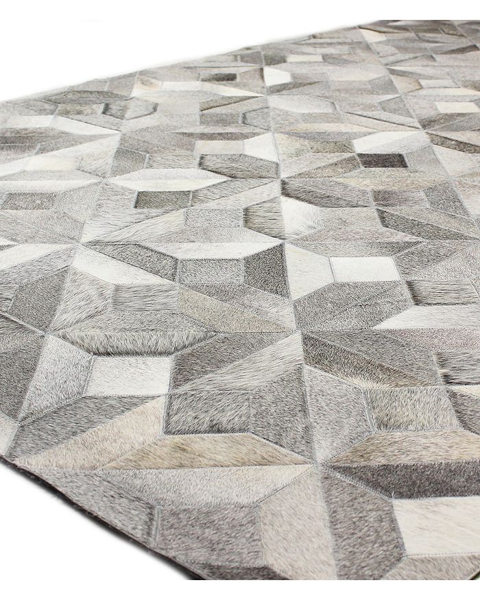 Bashian Santa Fe H-18 Runner Area Rug, 2'6 X 8' In White