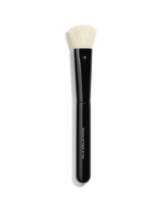 CHANEL LES PINCEAUX DE CHANEL Touch-Up Face Brush N°104
