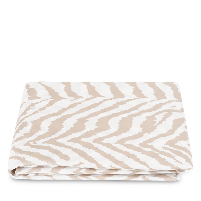 Matouk Quincy Fitted Sheet, Queen In Sand