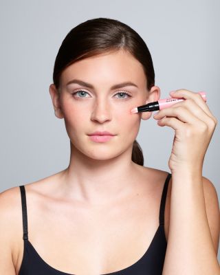 Liquid Face Color Glow