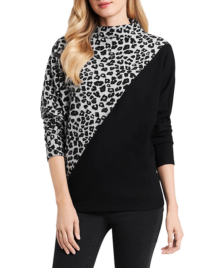 Vince camuto leopard discount sweater