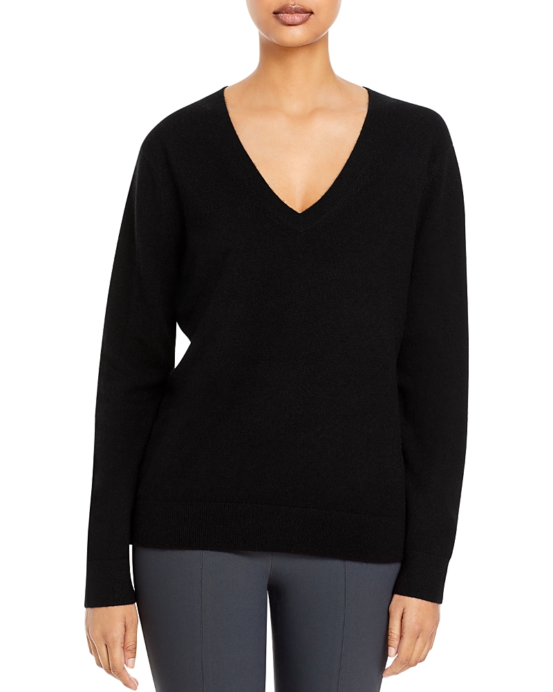 Vince Weekend V-neck Cashmere Pullover Sweater In Black
