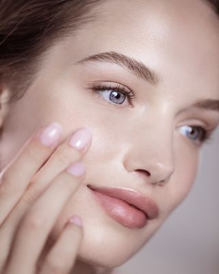 Phyto-Blanc Le Soin Brightening Protective Moisturizer