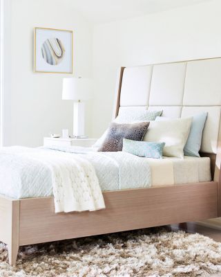 Axiom Queen Bed