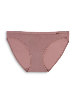 Gift with any $75 regular-priced Le Myst&egrave;re purchase!