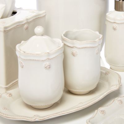 Berry & Thread Bath Accessories 