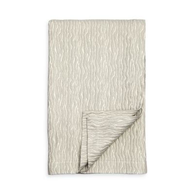 Ondate Bedding Collection