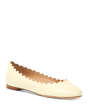 Chloé Lauren Scalloped-edge Leather Ballet Flats In Cloudy Cream