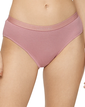 Calvin Klein Women's Pure Ribbed Hipster Underwear Qf6444 In Red Grape