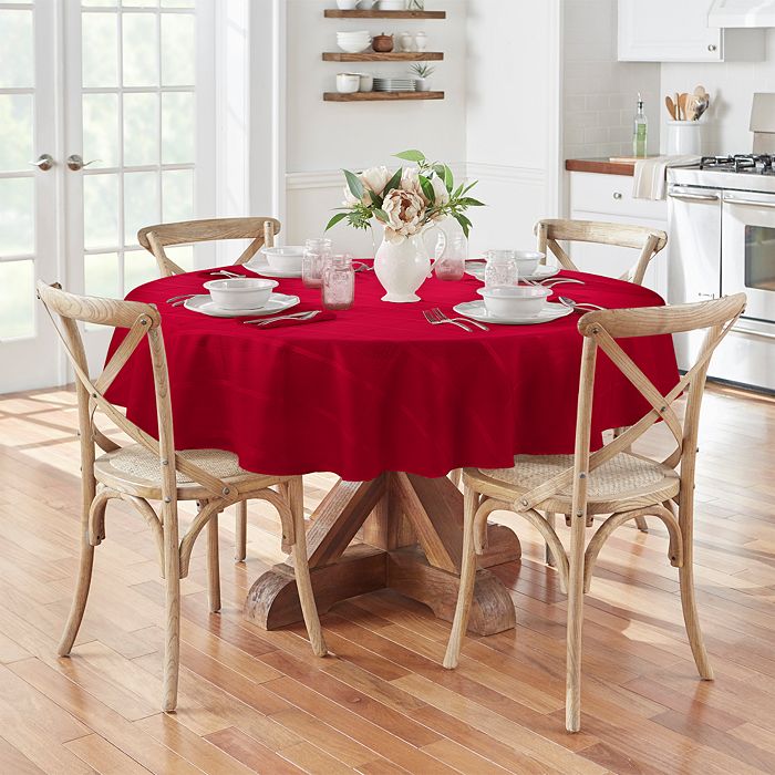 Elrene Home Fashions Elrene Elegance Plaid Jacquard Round Tablecloth, 70 X 70 In Red