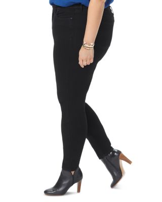 Ami Skinny Jeans in Black