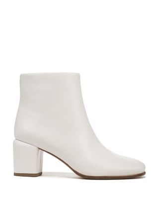 bloomingdales white boots