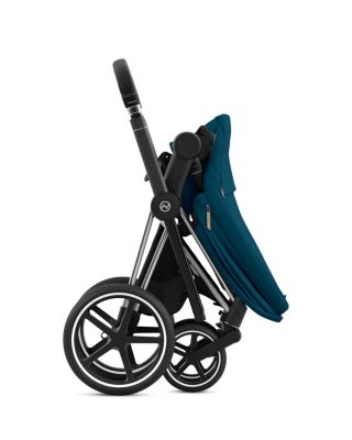 PRIAM 4 Stroller – Chrome Frame and Black Handle