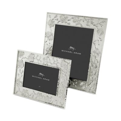 White Orchid Sculpted Frame