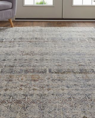 Kaia 39GLF Area Rug Collection