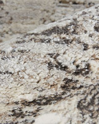 Vancouver 39FHF Runner Area Rug, 2'10" x 7'10"