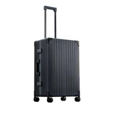 Traveler 26" Aluminum Spinner Suitcase