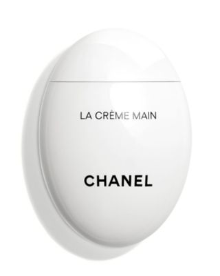 Bergen Cosmetics - CHANEL 🖤 The essential hand accessory ✨ @chanel.beauty  #bergencosmetics #parfumerie #schoonheidssalon #bergennh • #chanel  #chanellover #chanellacrememain #lacrememain