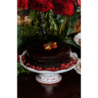 Country Estate Winter Frolic Ruby Cake Stand