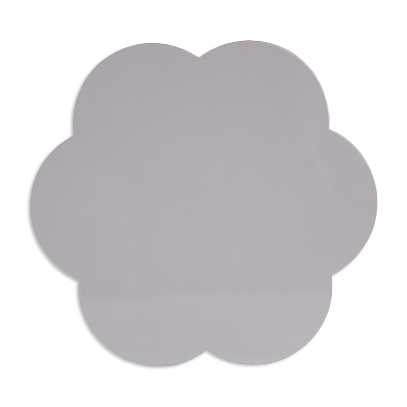 Addison Ross Scalloped Lacquer 16 Placemats, Set of 4