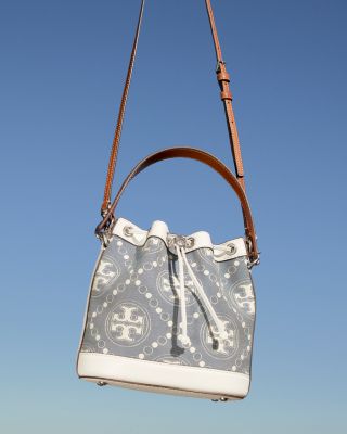 トートバッグ Tory Burch Monogram Bucket In Printed Cotton Monogram Blue Tory Burch Monogram Bucket In Printed Cotton Monogram Blue