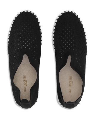 Women's Tulip 139 Slip On Sneakers