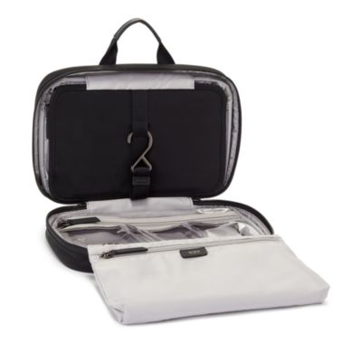 Voyageur Madeline Cosmetic Case