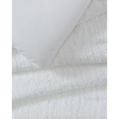 Snug Stitch Comforters