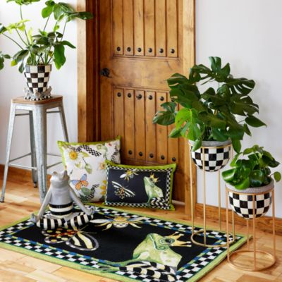 Courtly Check Plant Stand, Short