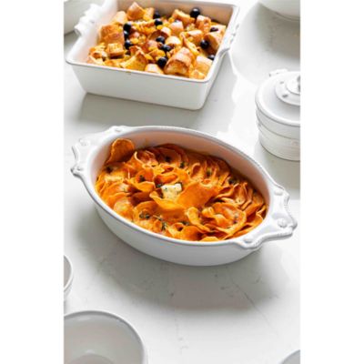 Berry & Thread Oval Baker 13"