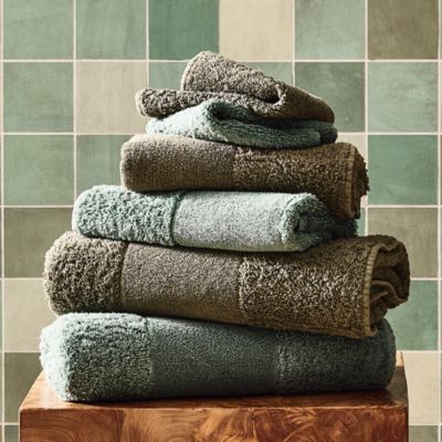 Super Line Towels - Exclusive