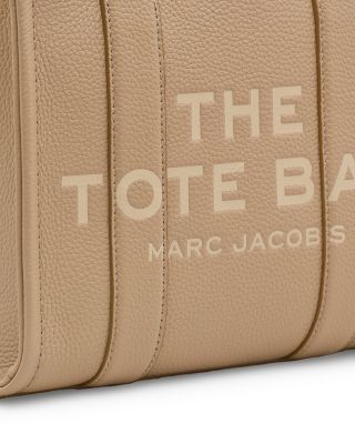 トートバッグ The Small Tote - Marc Jacobs - Leather - Gold Marc Jacobs The Small Leather Tote Bag | Neiman Marcus