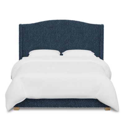 Amalia Bed in Plush Boucle, California King