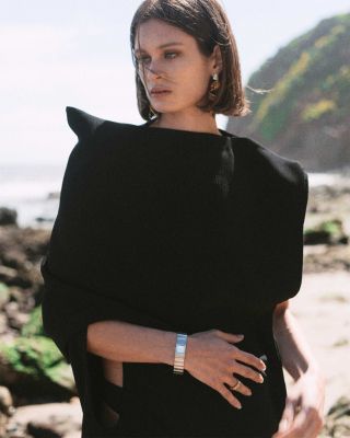 Groove Watch, 16mm x 16mm