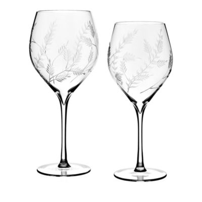 Daisy B Wine Glass