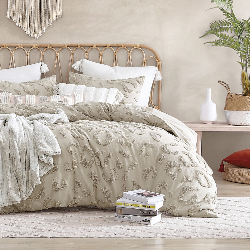 Peri Home Chenille Leopard Comforter Set, Full/queen In Gray