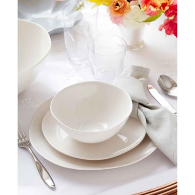 16 Piece Sophie Conran Arbor White Dinnerware Set