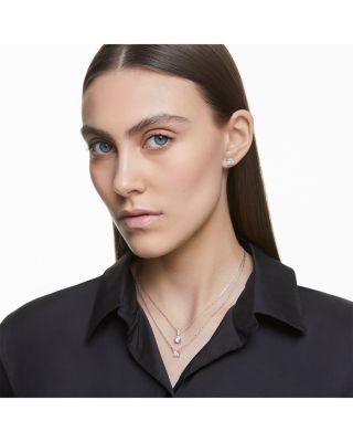 Stilla Stud Earrings