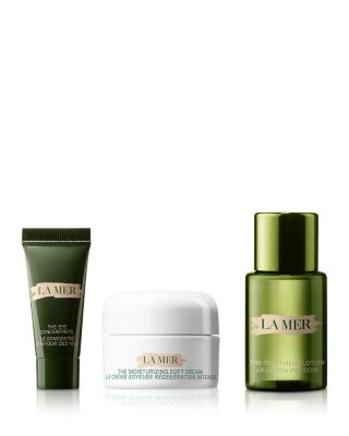 Gift with any $300 La Mer purchase!