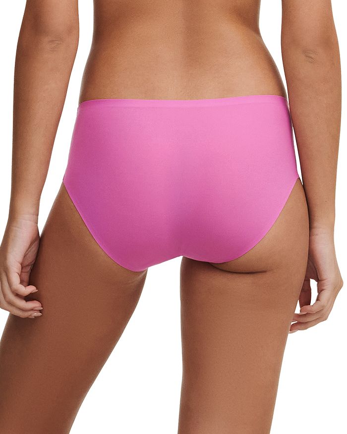 Shop Chantelle Soft Stretch One-size Seamless Hipster In Rosebud