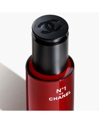 N&deg;1 DE CHANEL REVITALIZING SERUM Smooths - Illuminates - Targets Signs of Aging 1 oz.
