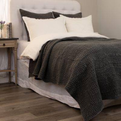 Amity Home - Slade Quilt with Shams, King
