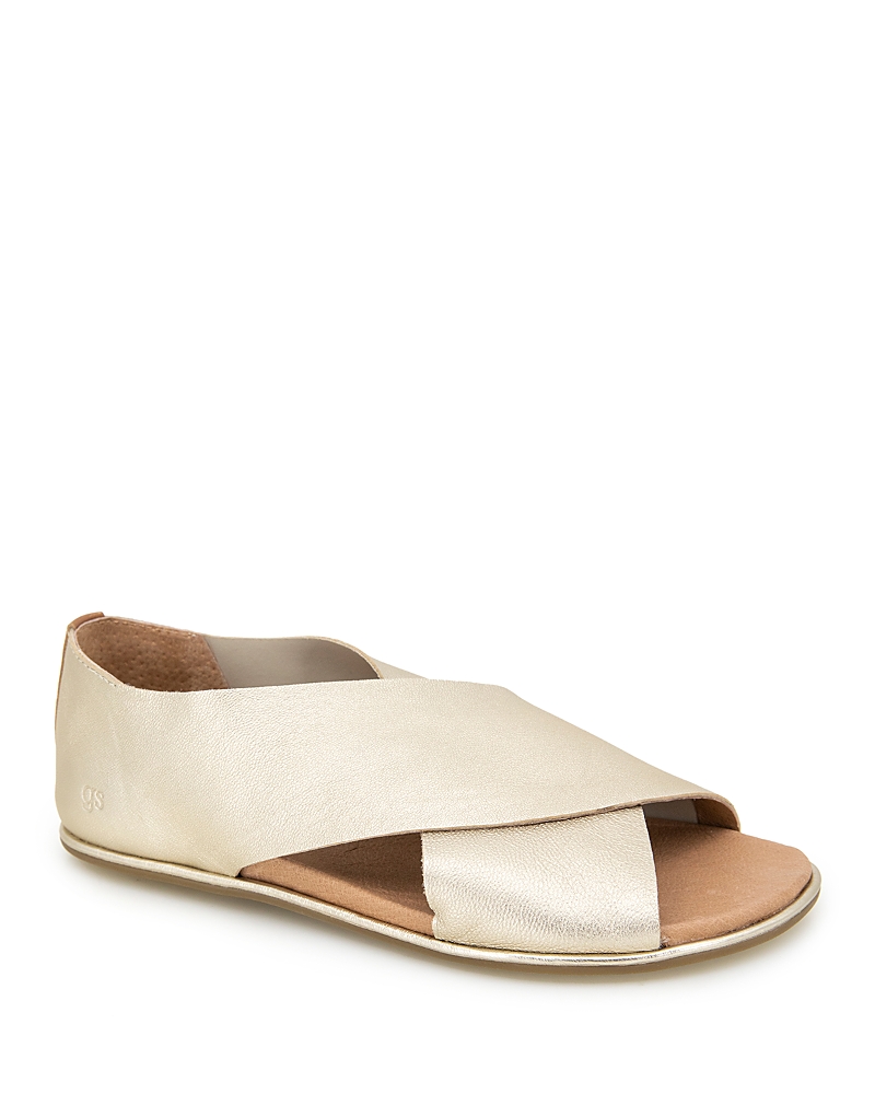 GENTLE SOULS BY KENNETH COLE GENTLE SOULS BY KENNETH COLE WOMEN'S LANIEY SLIP ON CRISSCROSS SANDALS