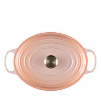 6.75-Quart Signature Oval Dutch Oven